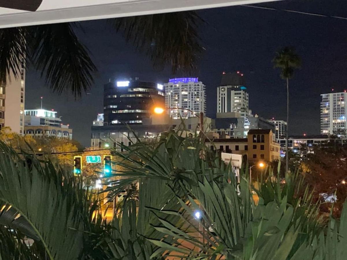 세인트피터즈버그 Wine-Dine-Sunshine Cozy Flat In The Heart Of Dtsp 빌라 외부 사진