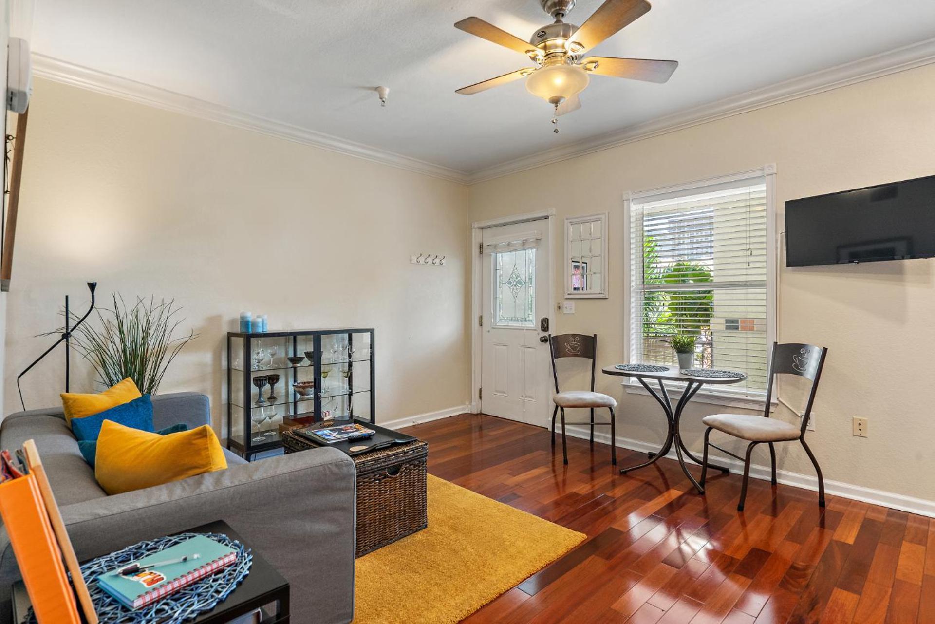 세인트피터즈버그 Wine-Dine-Sunshine Cozy Flat In The Heart Of Dtsp 빌라 외부 사진